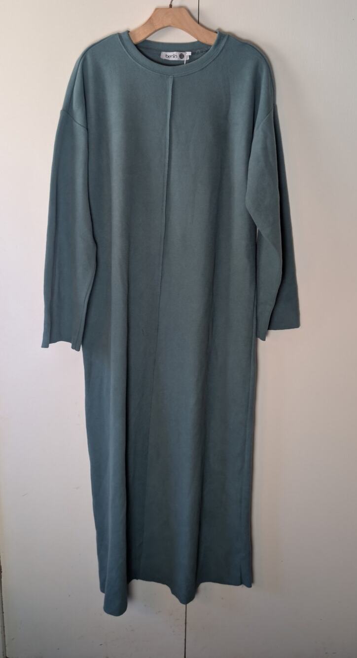 Benin Green Long Sleeve Dress Size 12